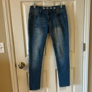 S.O.N.G. Skinny Jeans